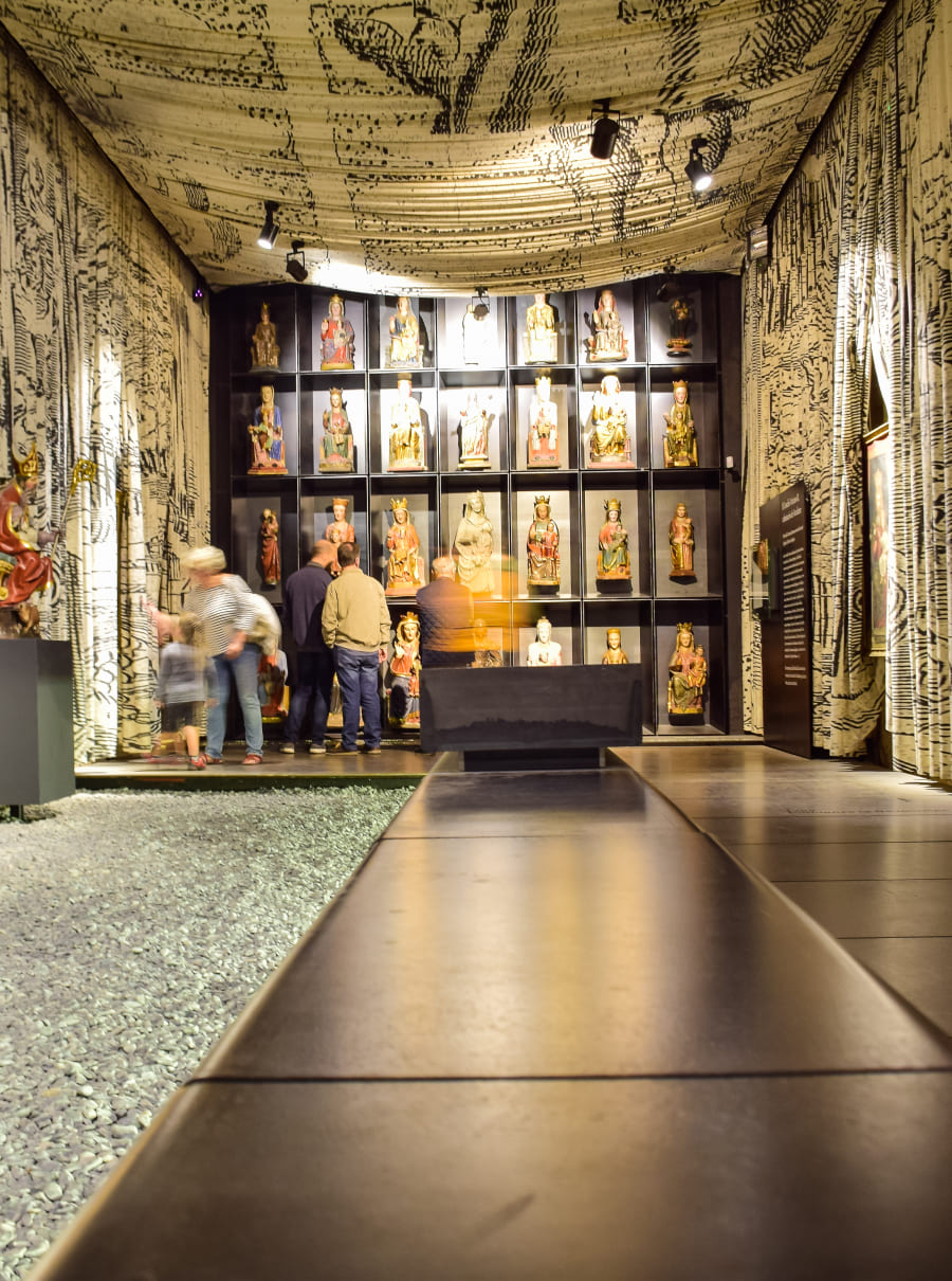 pamplona-spain-5-october-2019-interior-museo-de-navarra-pamplona (2)